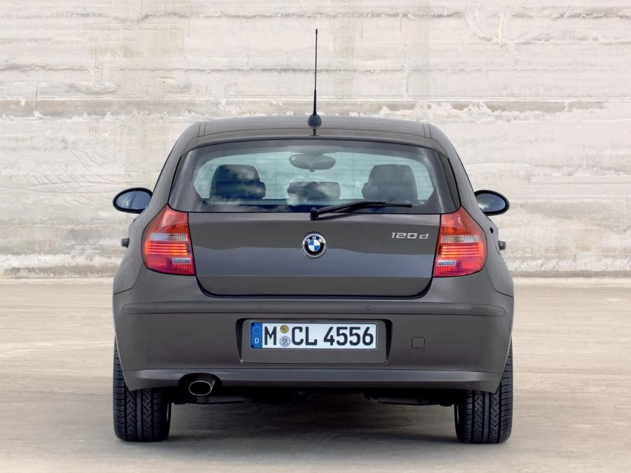  BMW 120d 5-Door 2007 года  (фото 8 из 53)